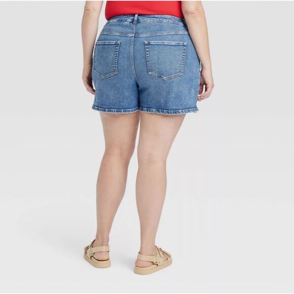 Women's High-Rise MIDI Jean Shorts - Ava & Viv Medium Wash 26 - Picture 3 of 4